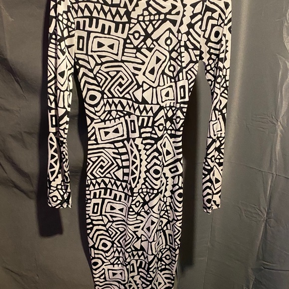Aztec Print Bodycon Dress - Picture 2 of 3
